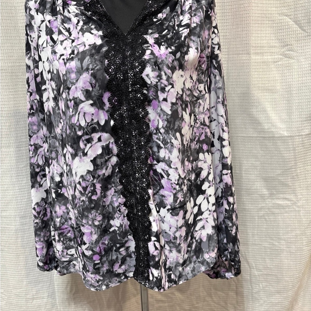 White House Black Market Black and Purple Floral Top